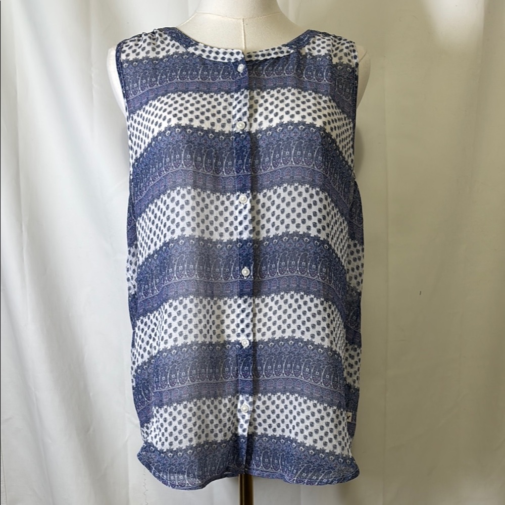 American Eagle Outfitters Navy and White Sleeveless Blouse. Size L.